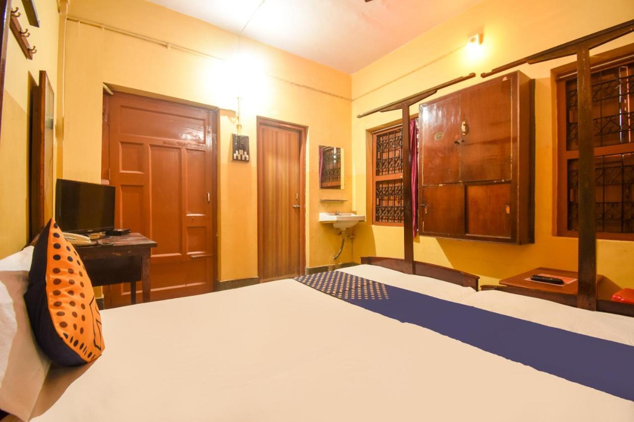 Spot On Hotel Vijaya Каттак Екстер'єр фото