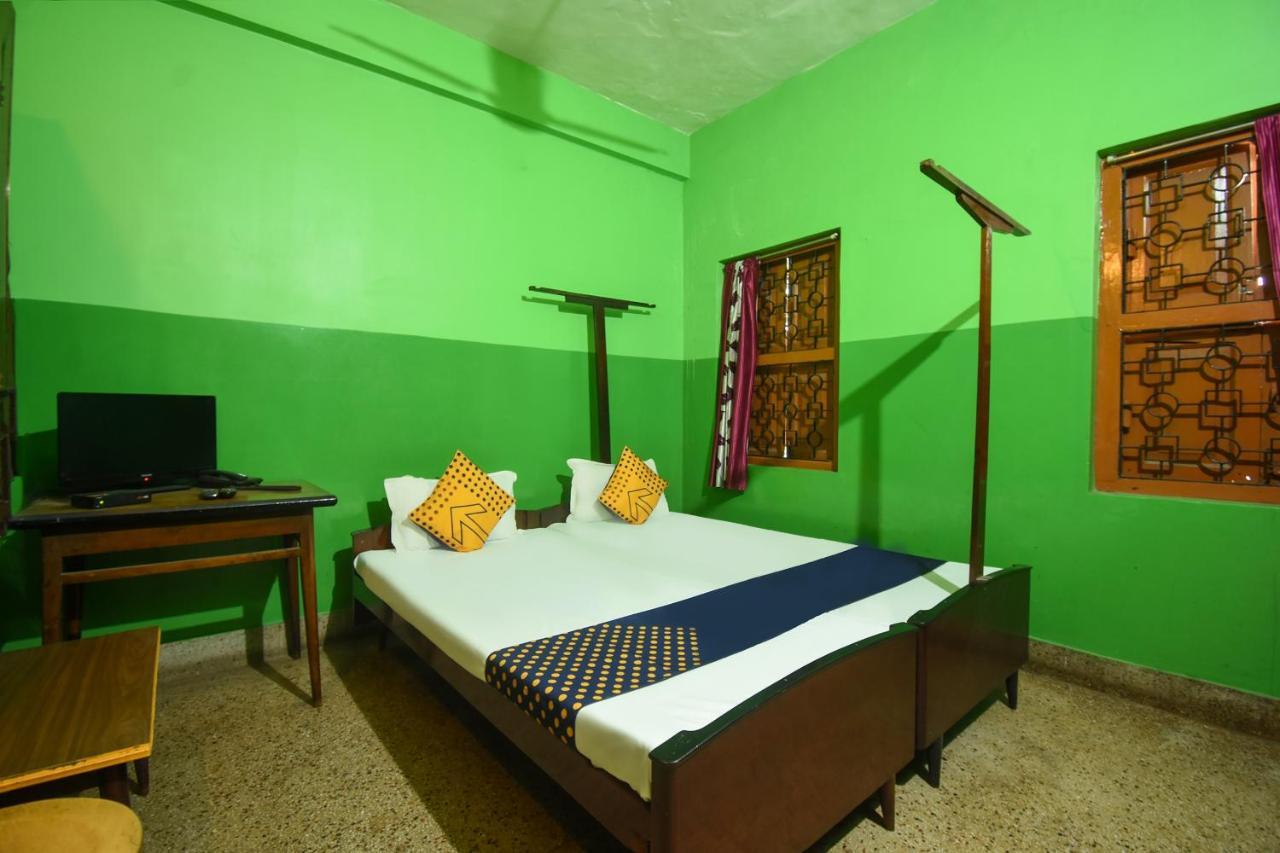 Spot On Hotel Vijaya Каттак Екстер'єр фото